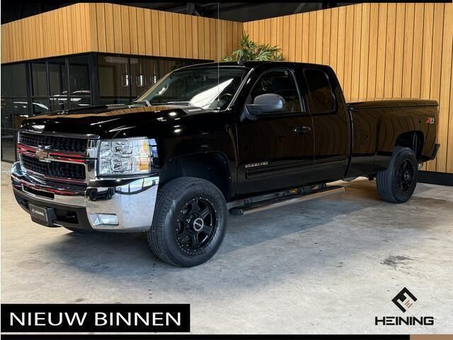 Zwart Gebruikt 2010 Chevrolet Silverado Pickup | € 27.500 - Afbeelding 1/4