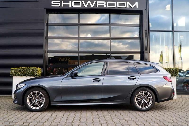 Occasion BMW 320 Executive 184 PK (135 kW) 2020 Grijs Stationwagen