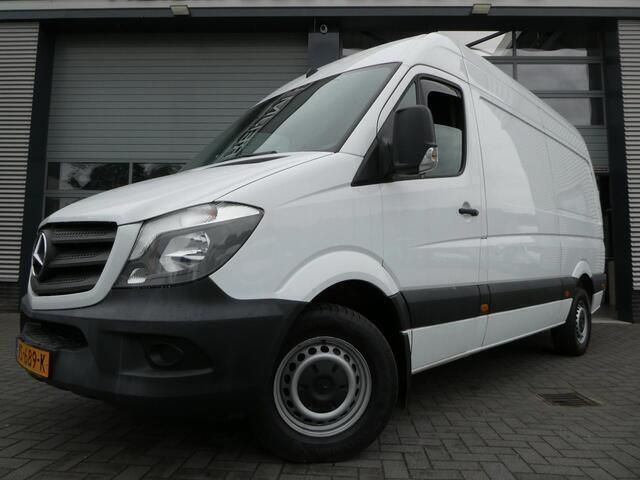 Wit Gebruikt 2015 Mercedes Sprinter Van | € 10.900 (Goede deal) - Afbeelding 1/4