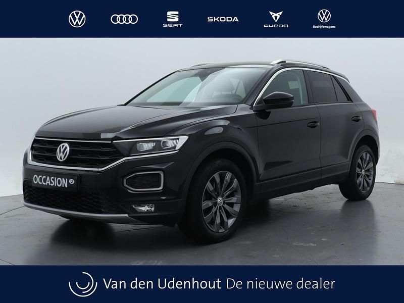 Zwart Gebruikt 2018 VW T-Roc Style SUV | € 18.450 (Eerlijke prijs) - Afbeelding 1/3
