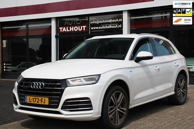 Wit Gebruikt 2020 Audi Q5 S-Line SUV | € 34.950 - Afbeelding 1/4