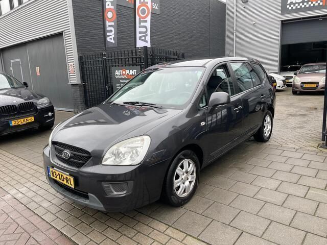 Grijs Gebruikt 2007 Kia Carens MPV | € 1.999 (Eerlijke prijs) - Afbeelding 1/4