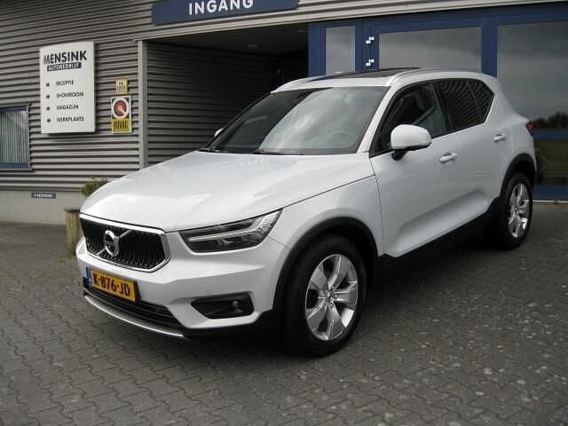 Grijs Gebruikt 2021 Volvo XC40 Momentum SUV | € 29.750 (Super prijs) - Afbeelding 1/4