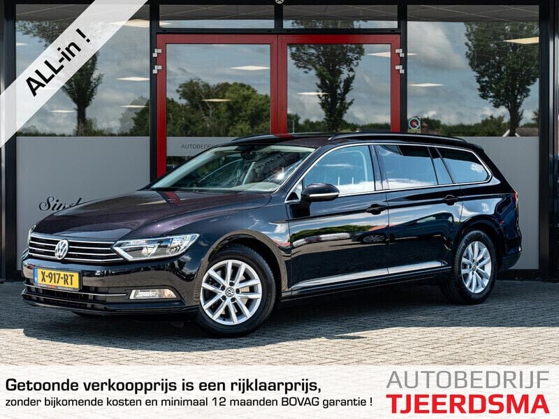 Zwart Gebruikt 2017 VW Passat Highline Stationwagen | € 16.950 (Eerlijke prijs) - Afbeelding 1/4