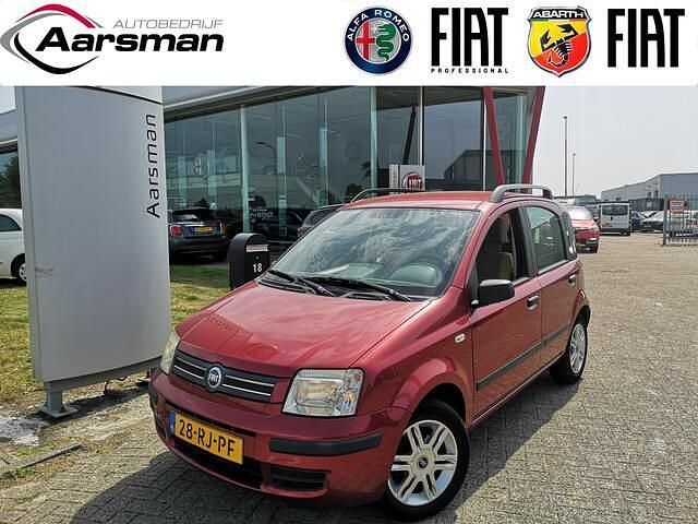 Rood Gebruikt 2005 Fiat Panda Emotion Hatchback | € 3.750 (Duur) - Afbeelding 1/4