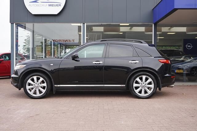 Zwart Gebruikt 2008 Infiniti Fx35 SUV | € 9.950 - Afbeelding 1/3