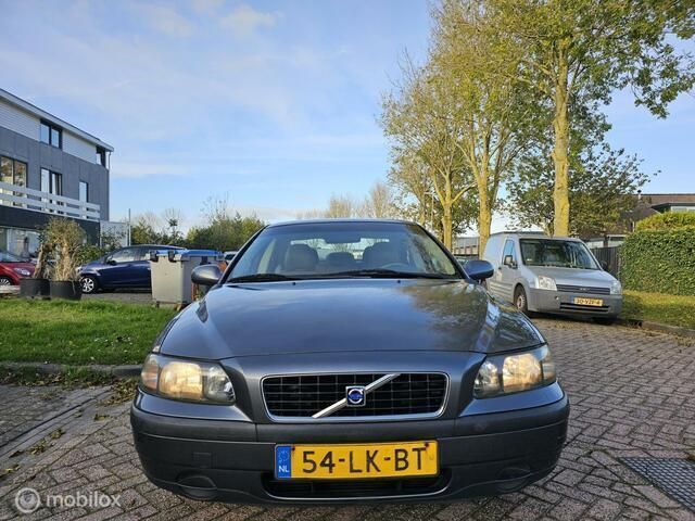 Occasion Volvo S60 140 PK (102 kW) 2003 Grijs Sedan