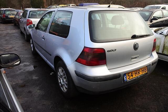 Occasion VW Golf IV Edition 75 PK (55 kW) 2001 Grijs (metallic) Hatchback