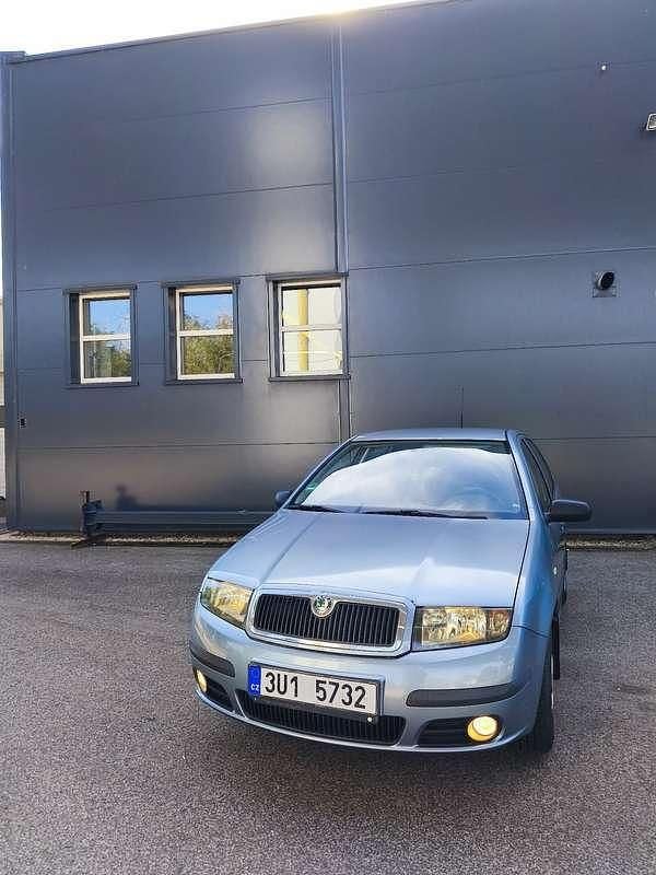 Gebruikt 2004 Skoda Fabia Classic Sedan | € 1.250 (Eerlijke prijs) - Afbeelding 1/4