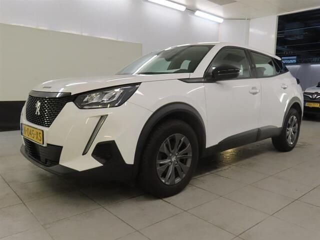 Wit (metallic) Occasion 2022 Peugeot 2008 Active SUV | € 12.000 (Super prijs) - Afbeelding 1/4