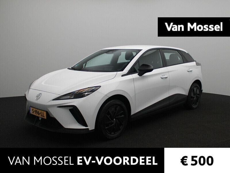 Wit Gebruikt 2023 MG MG4 EV Hatchback | € 18.777 (Eerlijke prijs) - Afbeelding 1/4