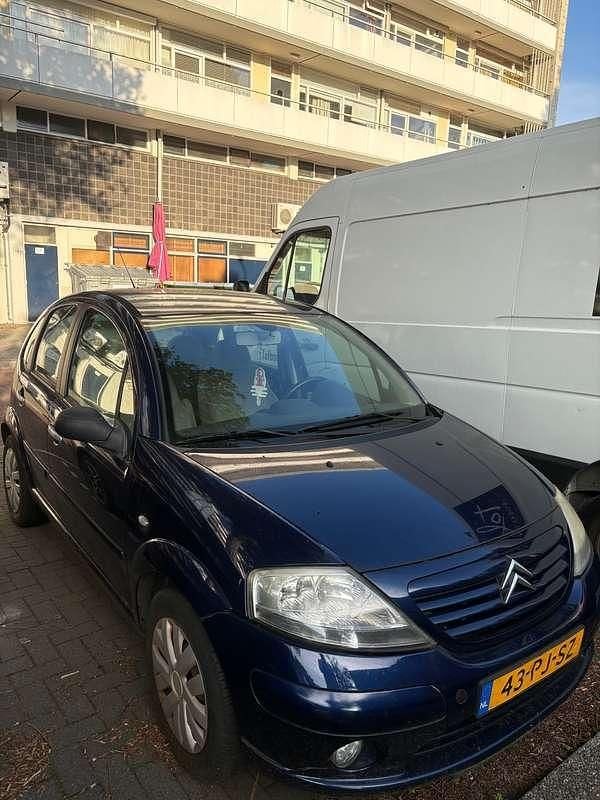 Blauw Gebruikt 2004 Citroën C3 Exclusive Hatchback | € 400 (Goede deal) - Afbeelding 1/4
