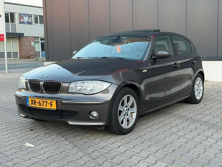 Occasion 2005 BMW 118 Hatchback | € 2.399 (Goede deal) - Afbeelding 1/4