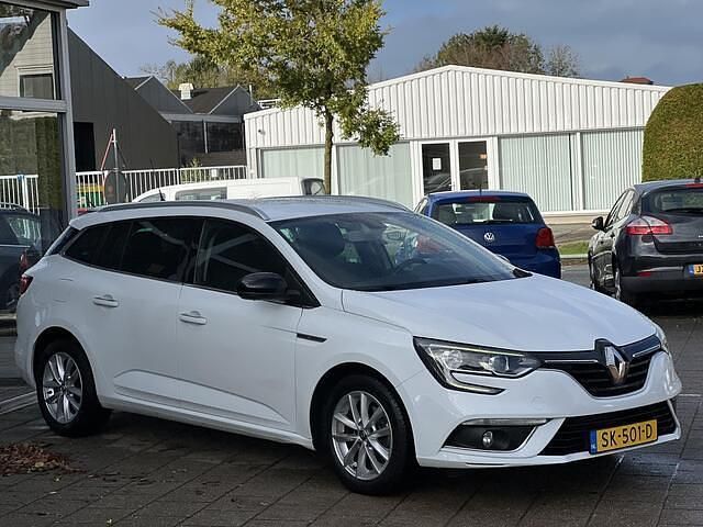 Occasion Renault Mégane GrandTour LIMITED 101 PK (74 kW) 2018 Wit Stationwagen