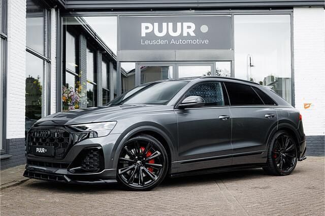 Grijs Gebruikt 2024 Audi Q8 Competition SUV | € 103.895 - Afbeelding 1/4