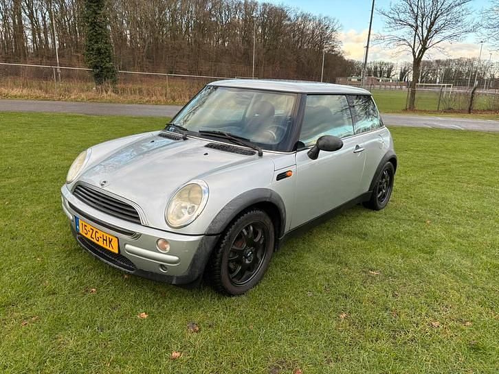 Gebruikt 2002 Mini Cooper Hatchback | € 1.995 (Super prijs) - Afbeelding 1/4