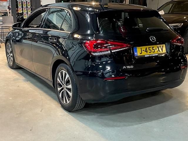 Occasion Mercedes A160 Business 2020 Zwart Hatchback