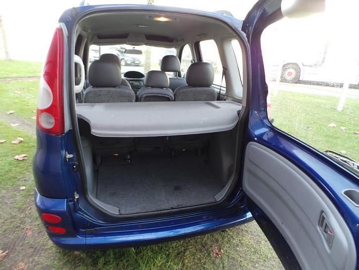 Occasion Toyota Yaris Luna 86 PK (63 kW) 2003 Stationwagen