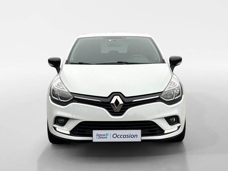 Occasion Renault Clio IV LIMITED 120 PK (88 kW) 2017 Wit Hatchback