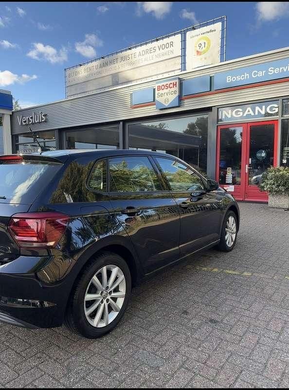 Zwart Gebruikt 2018 VW Polo Comfortline Hatchback | € 8.700 (Super prijs) - Afbeelding 1/4