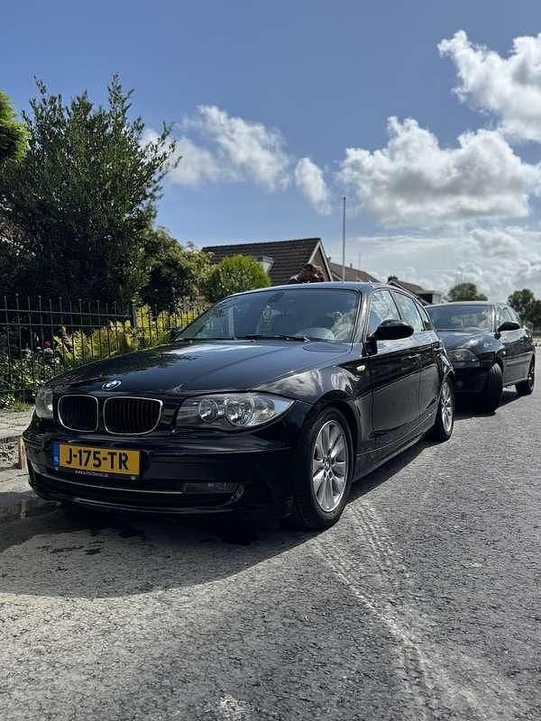 Zwart Gebruikt 2008 BMW 116 Hatchback | € 1.500 (Super prijs) - Afbeelding 1/1
