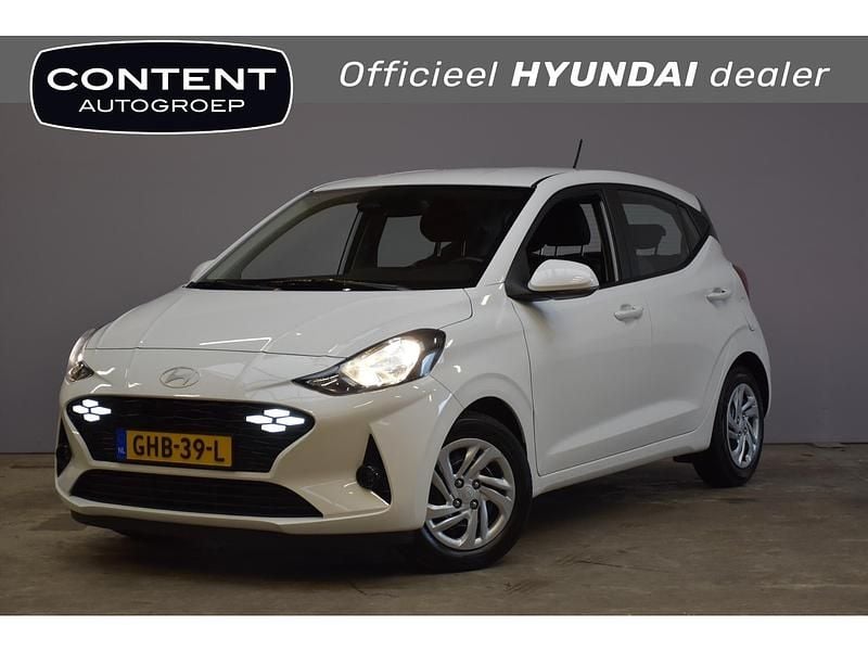 Wit Gebruikt 2024 Hyundai i10 Comfort Hatchback | € 14.940 (Goede deal) - Afbeelding 1/4
