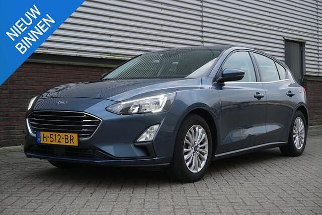 Blauw Occasion 2020 Ford Focus Business Edition Hatchback | € 13.950 (Goede deal) - Afbeelding 1/4