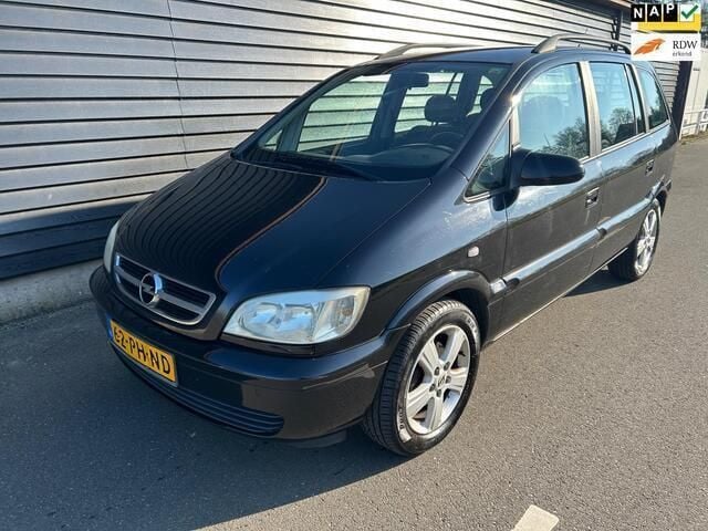 Zwart Gebruikt 2004 Opel Zafira MPV | € 1.395 (Eerlijke prijs) - Afbeelding 1/4