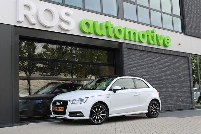 Wit Gebruikt 2018 Audi A1 Sportback Sport Hatchback | € 15.950 (Eerlijke prijs) - Afbeelding 1/4