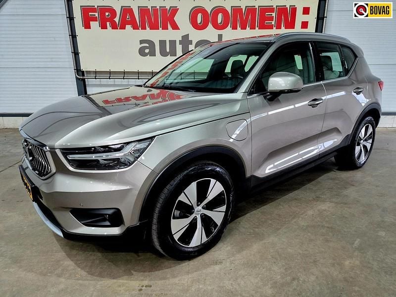 Grijs Gebruikt 2021 Volvo XC40 Inscription SUV | € 31.950 (Goede deal) - Afbeelding 1/4