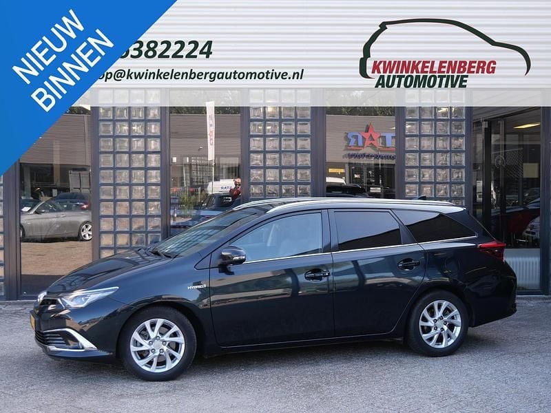 Grijs Gebruikt 2015 Toyota Auris Hybrid Stationwagen | € 10.950 (Goede deal) - Afbeelding 1/4