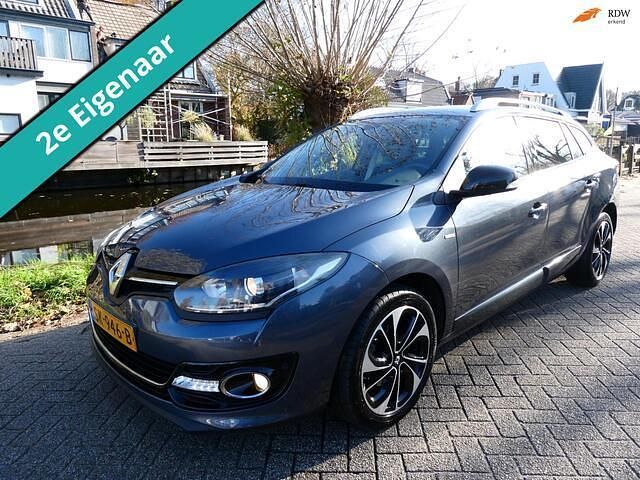 Grijs Occasion 2016 Renault Mégane GT Line GT-Line Stationwagen | € 8.995 (Goede deal) - Afbeelding 1/4