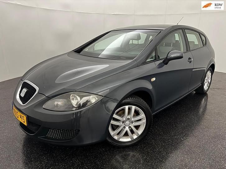 Occasion 2006 Seat Leon Sport Hatchback | € 1.995 (Eerlijke prijs) - Afbeelding 1/4