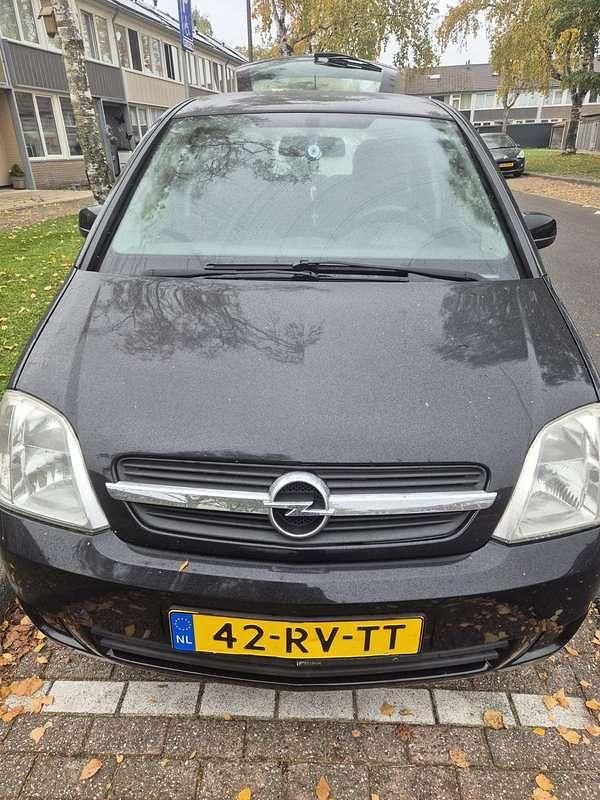 Zwart Occasion 2005 Opel Meriva Enjoy MPV | € 900 (Eerlijke prijs) - Afbeelding 1/4