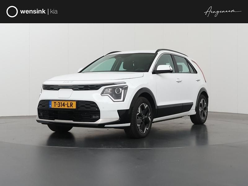 Wit Gebruikt 2023 Kia Niro SUV | € 27.935 (Super prijs) - Afbeelding 1/4