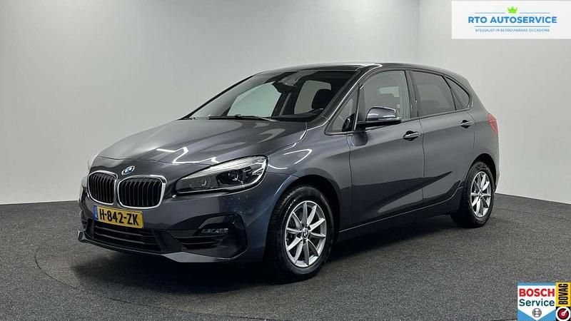 Grijs Gebruikt 2020 BMW 216 Active Tourer Executive MPV | € 16.750 (Eerlijke prijs) - Afbeelding 1/4