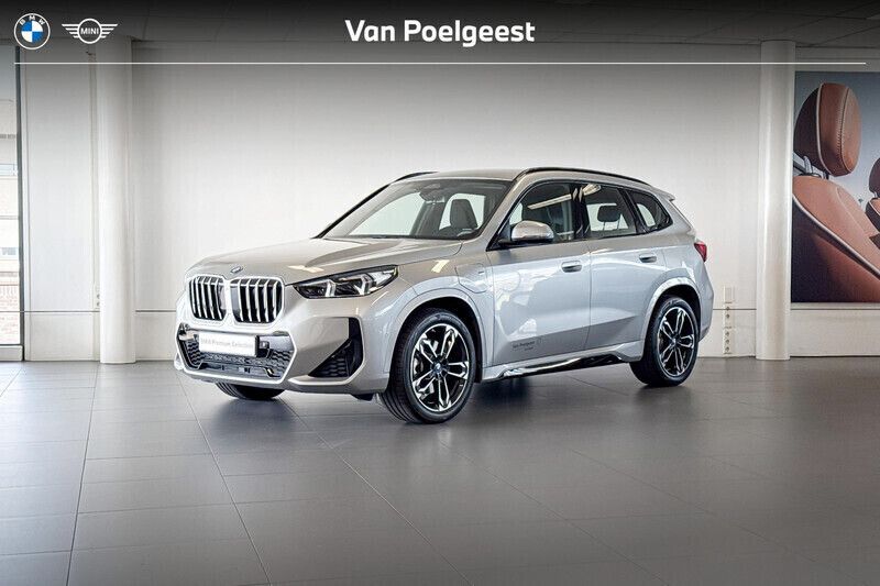 Zilver Gebruikt 2025 BMW X1 M Sport SUV | € 56.900 (Duur) - Afbeelding 1/4