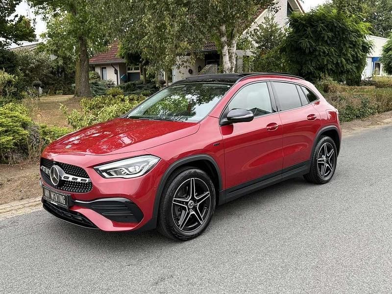 Gebruikt 2020 Mercedes GLA250 AMG SUV | € 36.995 (Iets duurder) - Afbeelding 1/4