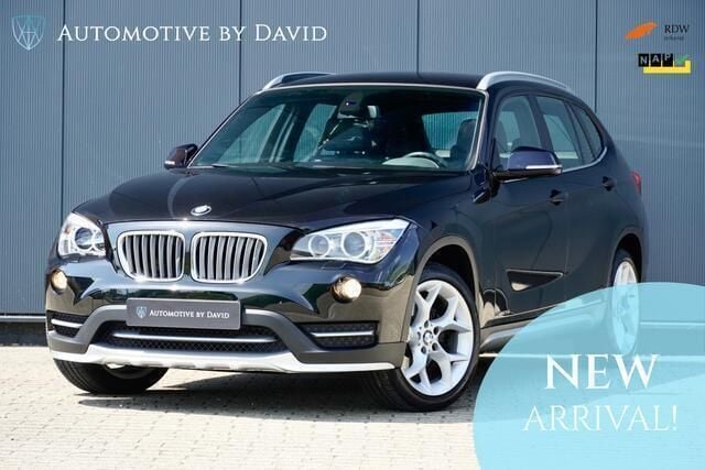 Zwart Gebruikt 2016 BMW X1 Executive SUV | € 16.750 (Goede deal) - Afbeelding 1/4