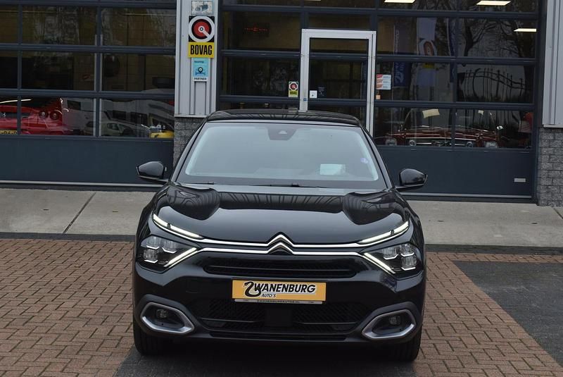 Occasion Citroën C4 Feel 131 PK (96 kW) 2024 Zwart SUV