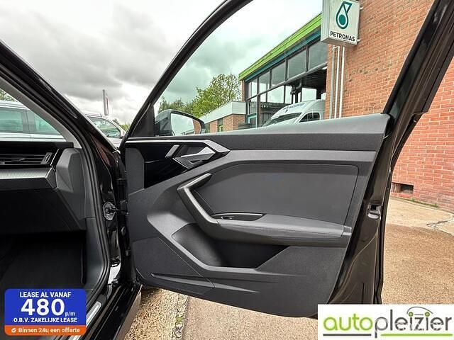 Zwart Occasion 2023 Audi A1 Advanced Hatchback | € 28.950 (Eerlijke prijs) - Afbeelding 1/4