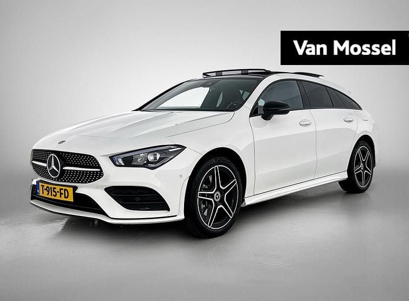 Wit Gebruikt 2022 Mercedes CLA250e Shooting Brake AMG line Stationwagen | € 32.940 (Eerlijke prijs) - Afbeelding 1/4