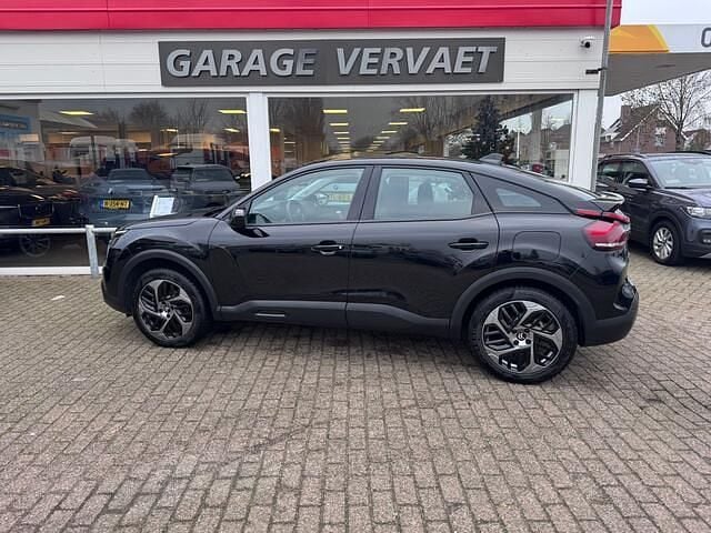 Zwart Gebruikt 2023 Citroën C4 PureTech SUV | € 19.950 (Goede deal) - Afbeelding 1/3