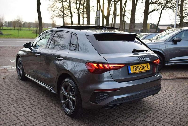 Occasion Audi A3 Sportback e-tron S-Line 245 PK (180 kW) 2022 Grijs Hatchback