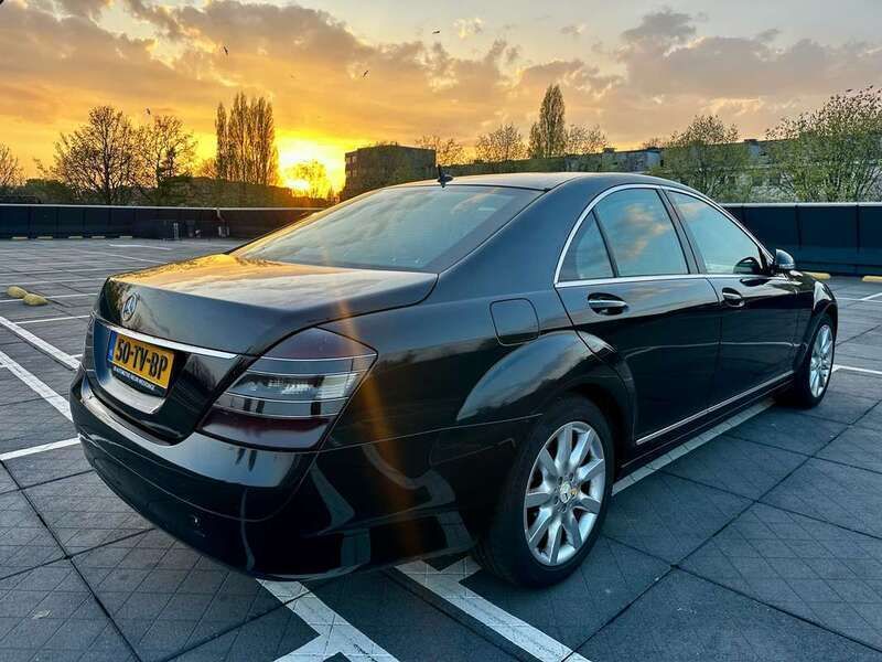 Zwart Gebruikt 2007 Mercedes S320 Prestige Sedan | € 7.950 - Afbeelding 1/4