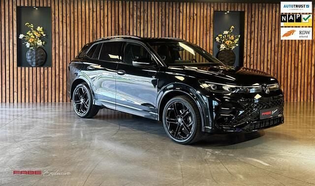 Zwart Gebruikt 2025 VW Tiguan R-line Edition SUV | € 53.900 (Duur) - Afbeelding 1/4