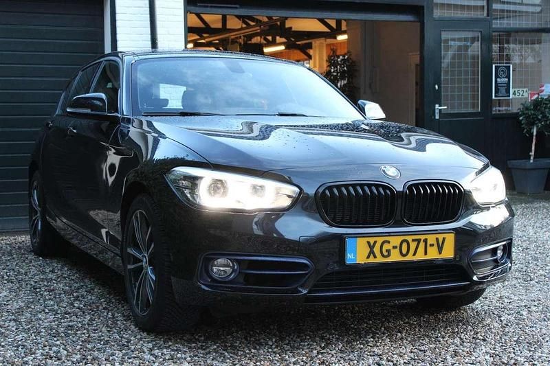 Occasion BMW 116 Executive 109 PK (80 kW) 2019 Zwart Hatchback