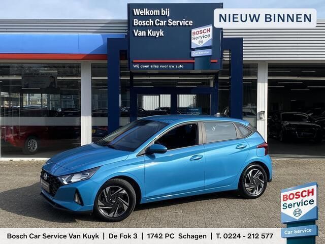 Blauw, metallic lak Gebruikt 2022 Hyundai i20 Comfort Hatchback | € 16.450 (Eerlijke prijs) - Afbeelding 1/4