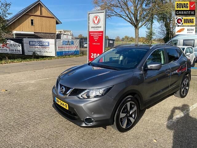 Grijs Gebruikt 2016 Nissan Qashqai Tekna SUV | € 14.950 (Eerlijke prijs) - Afbeelding 1/4