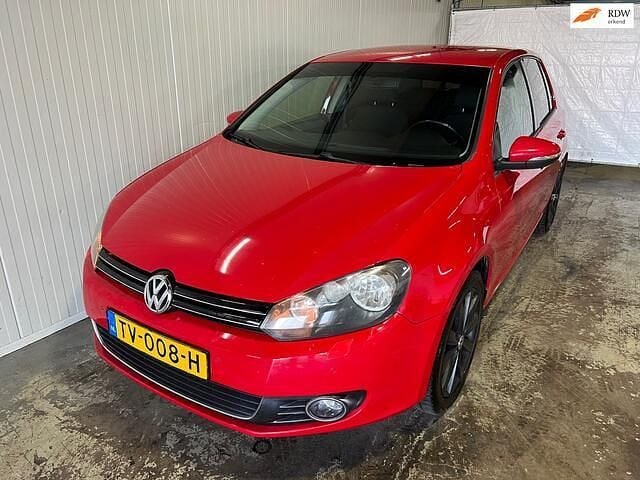 Occasion VW Golf VI Trendline 122 PK (89 kW) 2010 Rood Hatchback